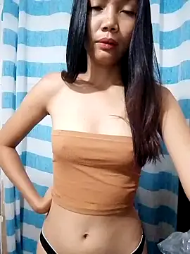 Snapshot of hotprincess069 chatting on 10.23.25 hotprincess069 online show from 10.23.25