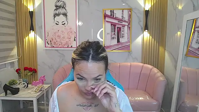 Jade Jones a online show from 09.18.25