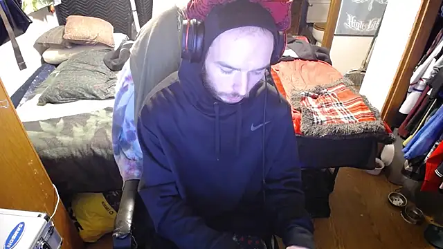 womenhateme69 online show from 12.05.25