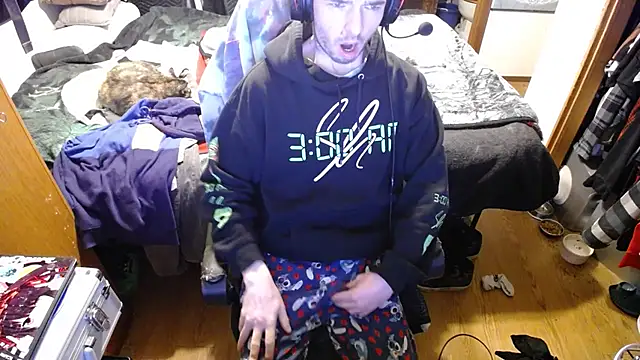 Snapshot of womenhateme69 chatting on 02.15.26 womenhateme69 online show from 02.15.26