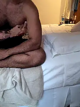 CasadoLutadorBigStuds online show from 12.21.25