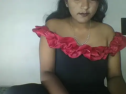 Snapshot of Cute_mikii chatting on 04.11.26 Cute mikii online show from 04.11.26