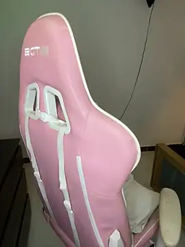 Andrea-Lu online show from 11.07.25