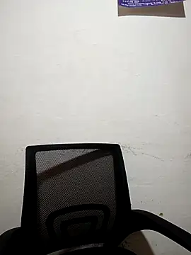 Mia-Glow online show from 04.24.26