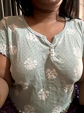 Maggi-is-back online show from 10.28.25