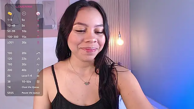 Snapshot of candy_lux30 chatting on 09.16.25 candy lux30 online show from 09.16.25