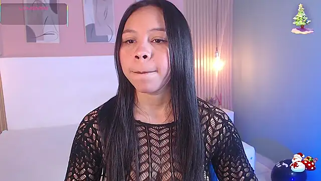 Snapshot of candy_lux30 chatting on 11.15.25 candy lux30 online show from 11.15.25