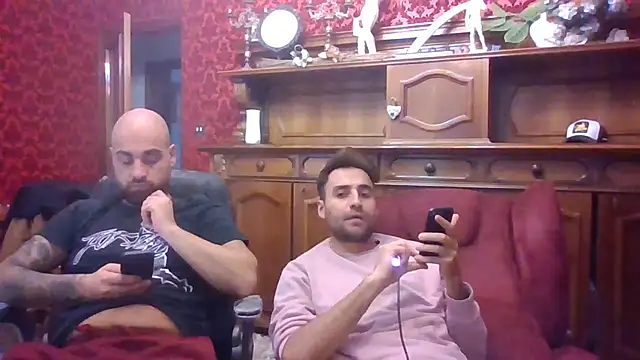 Snapshot of omihaze94 chatting on 10.19.25 omihaze94 online show from 10.19.25