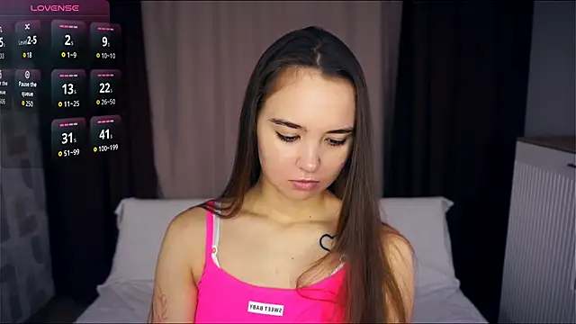 Snapshot of KayleenCurtis chatting on 12.02.25 KayleenCurtis online show from 12.02.25