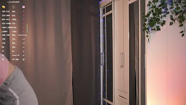 VernonKnapik online show from 09.08.25