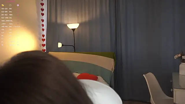 VernonKnapik online show from 10.14.25