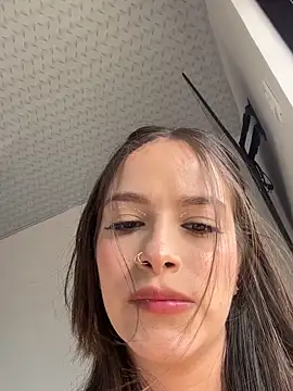 Snapshot of alysa_g_ chatting on 09.17.25 alysa g online show from 09.17.25