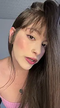 Snapshot of alysa_g_ chatting on 11.20.25 alysa g online show from 11.20.25