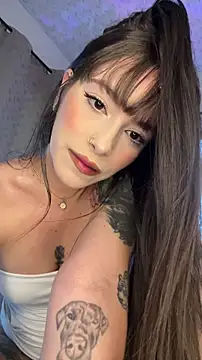 Snapshot of alysa_g_ chatting on 11.24.25 alysa g online show from 11.24.25