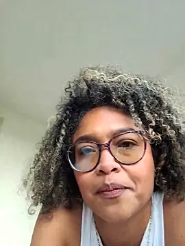 Snapshot of BiiancaEstradaa chatting on 02.09.26 BiiancaEstradaa online show from 02.09.26