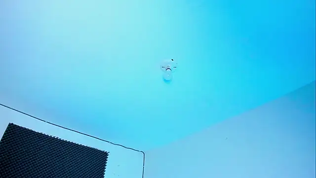 Ellope  online show from 10.16.25