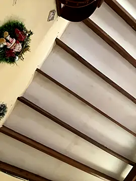 Mia jhoonson online show from 11.30.25