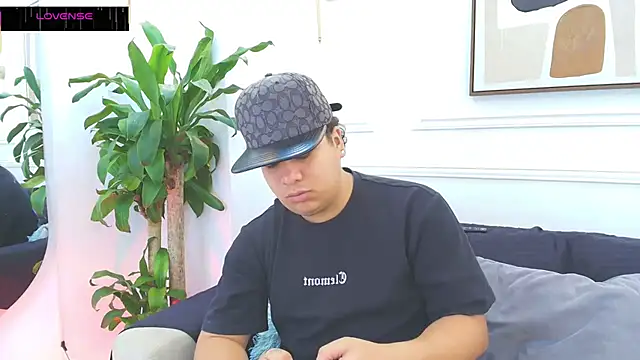 Naim Bennetsex online show from 10.22.25