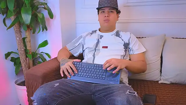 Naim Bennetsex online show from 04.02.26