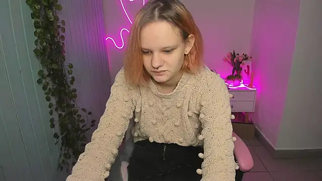 Snapshot of Elieiza_xo chatting on 10.20.25 Elieiza xo online show from 10.20.25