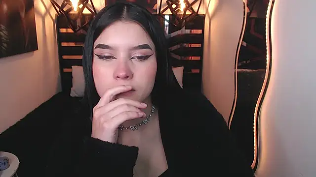 Snapshot of Natalie_loffreda chatting on 04.11.26 Natalie loffreda online show from 04.11.26