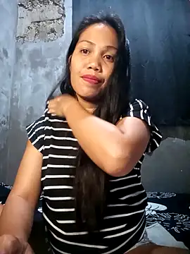 sweet bunnie online show from 12.20.25