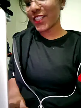 Snapshot of Telugu___Sexygirl___Naidu chatting on 11.20.25 Telugu Sexygirl Naidu online show from 11.20.25