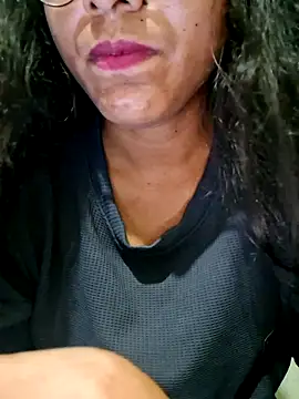 Snapshot of Telugu___Sexygirl___Naidu chatting on 04.17.26 Telugu Sexygirl Naidu online show from 04.17.26