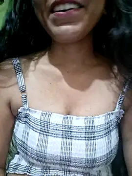 Snapshot of Telugu___Sexygirl___Naidu chatting on 04.27.26 Telugu Sexygirl Naidu online show from 04.27.26