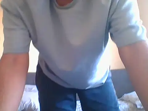 Snapshot of dream32222 chatting on 10.13.25 dream32222 online show from 10.13.25