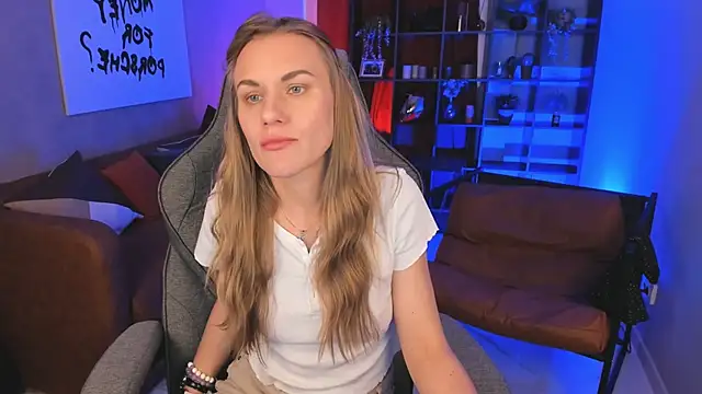 VanessaMates online show from 10.16.25