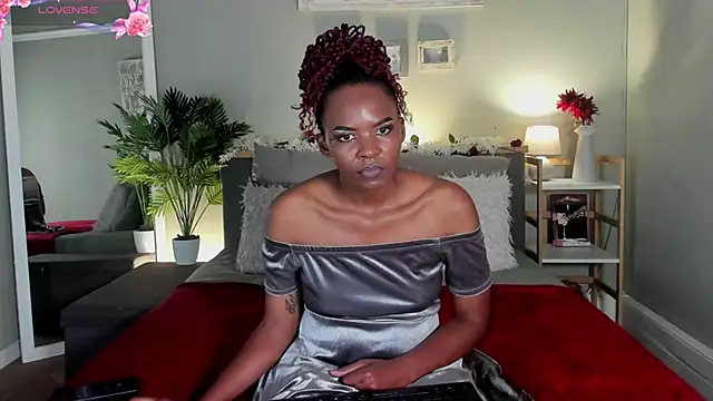 HotStellaaa online show from 10.03.25