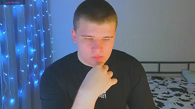 kittenmurr online show from 11.23.25