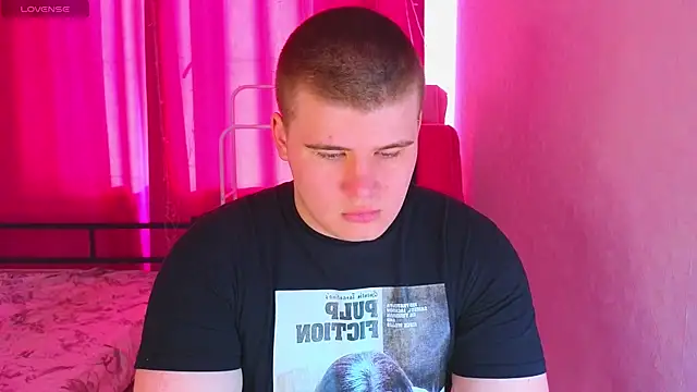 kittenmurr online show from 04.04.26