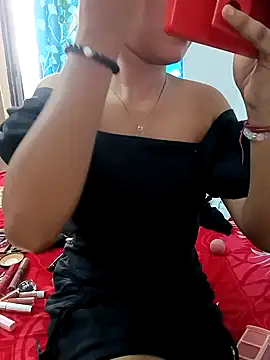 Snapshot of Cutie_Shruti chatting on 11.04.25 Cutie Shruti online show from 11.04.25