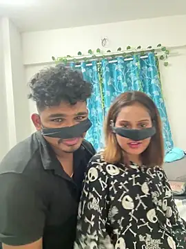 Snapshot of Cutie_Shruti chatting on 11.20.25 Cutie Shruti online show from 11.20.25