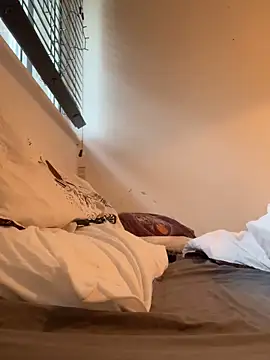 Snapshot of Charsworld chatting on 09.27.25 Charsworld online show from 09.27.25