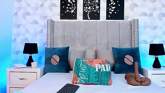 natasha moreno online show from 02.19.26