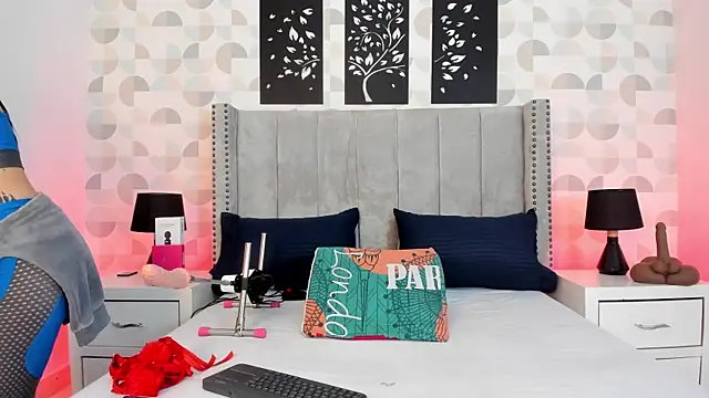 natasha moreno online show from 03.03.26