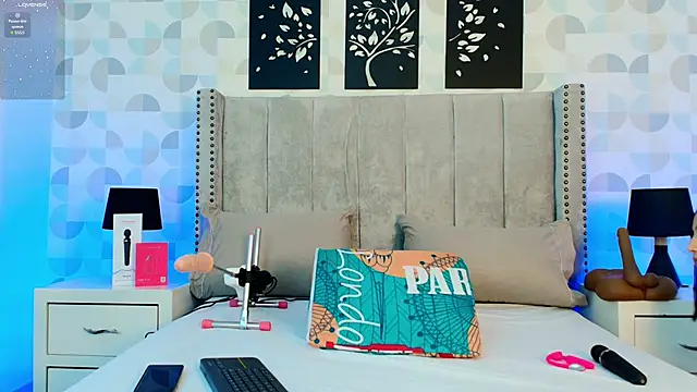 natasha moreno online show from 05.19.26