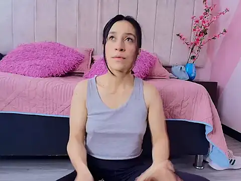 DarlingDuchess  online show from 10.06.25