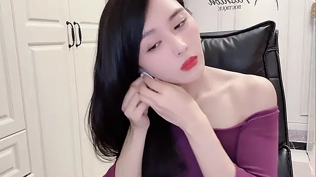 Ianxuan online show from 10.04.25