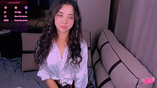 Dilara Mee online show from 10.24.25