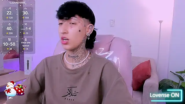 Luci Rose online show from 12.23.25