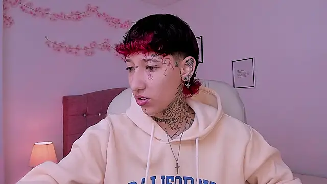 Luci Rose online show from 03.05.26