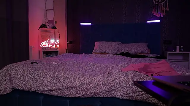 Snapshot of Secret_Lovers1 chatting on 01.14.26 Secret Lovers1 online show from 01.14.26