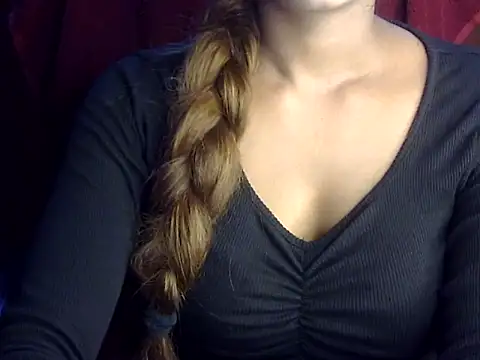 heartless Queen online show from 11.25.25