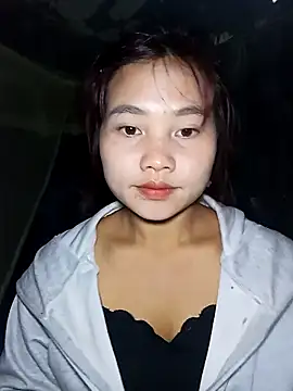 Snapshot of EllyBaby20 chatting on 11.01.25 EllyBaby20 online show from 11.01.25