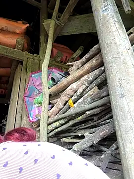 Snapshot of EllyBaby20 chatting on 11.10.25 EllyBaby20 online show from 11.10.25