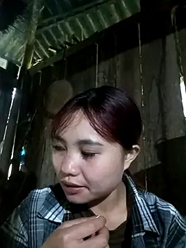 Snapshot of EllyBaby20 chatting on 11.18.25 EllyBaby20 online show from 11.18.25